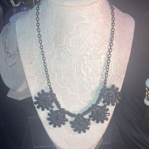 Elegant Black Floral Necklace